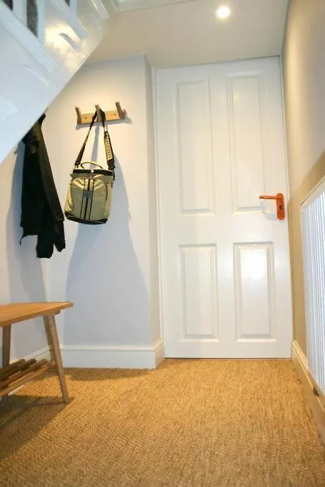 Sunny, Stylish Character Apartment Next To Park York